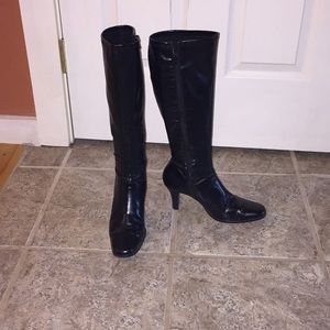 Sexy black tall boots!💋
